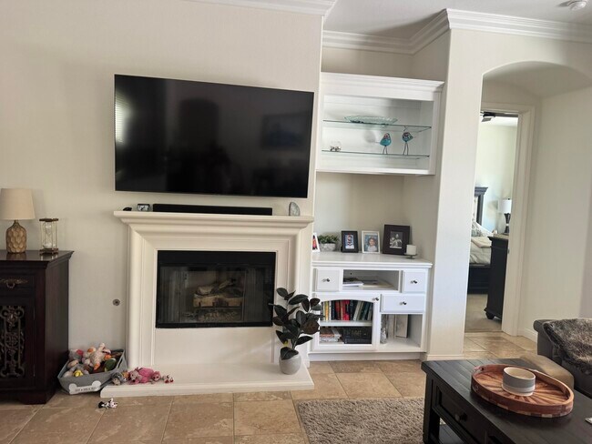 Building Photo - 80615 Avenida Santa Marta