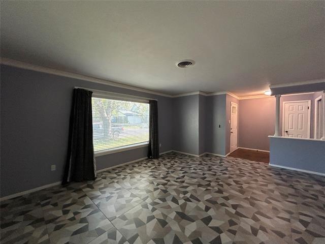Building Photo - 213 Victorian Dr
