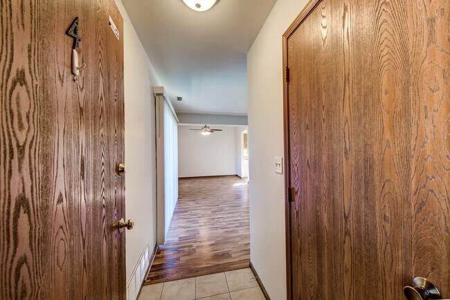 Foto del edificio - 15706 Peggy Ln