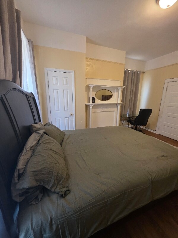 Foto del edificio - 116 Hardy Ave