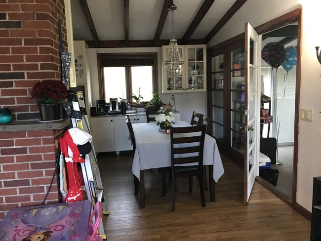 Dining room - 116 Maple St