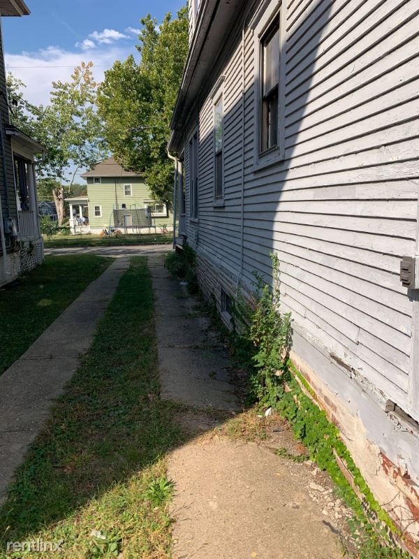 Foto del edificio - 3 br, 1 bath House - 1902 N California Ave