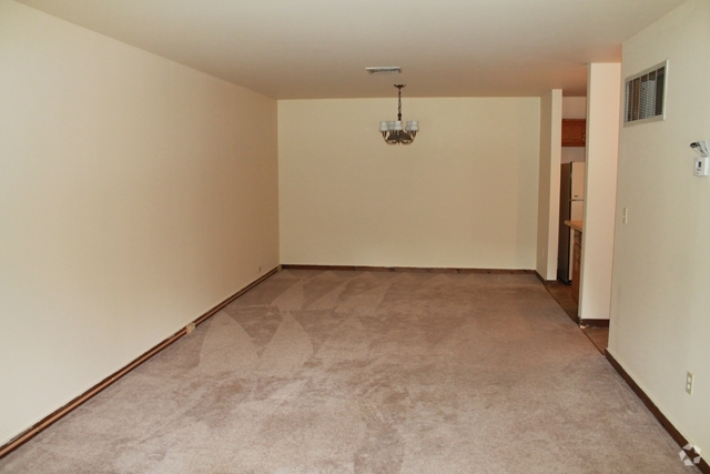 Living Room - Pleasant Valley Estates