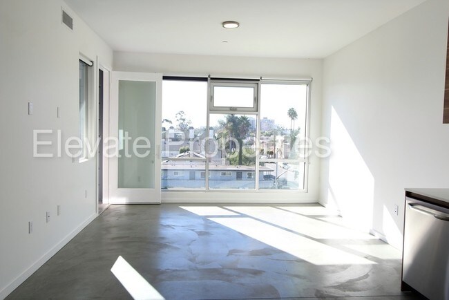 Building Photo - 4021 8th Ave