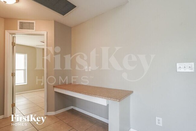 Foto del edificio - 4206 25th St SW