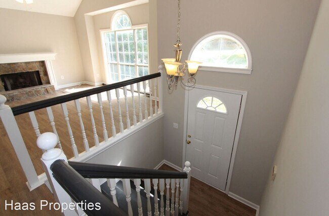 Building Photo - 4 br, 3 bath House - 3906 Brave Trail