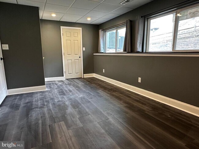 Foto del edificio - 2732 Shelburne Rd