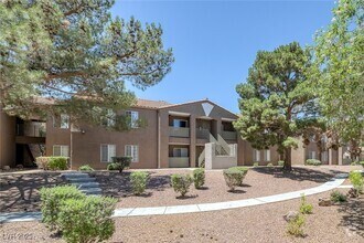 Building Photo - 2100 Jetty Rock Dr