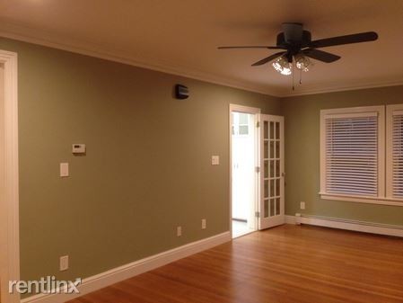 Building Photo - 4 br, 1 bath  - 117 Oliver St
