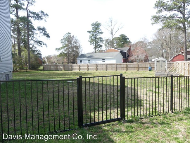 Building Photo - 4 br, 2.5 bath House - 4 Dryden Farm Lane