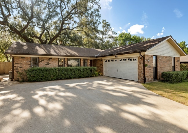 Building Photo - 5302 Hickson Rd