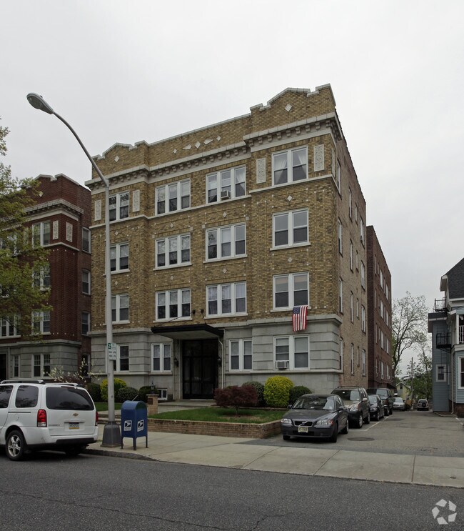 45 N Fullerton Ave Montclair, NJ 07042 Rentals Montclair, NJ