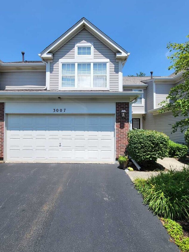 Foto principal - 3007 Crystal Rock Rd
