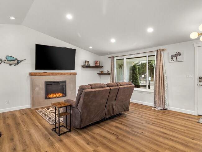 Foto del edificio - 4205 7th St SW