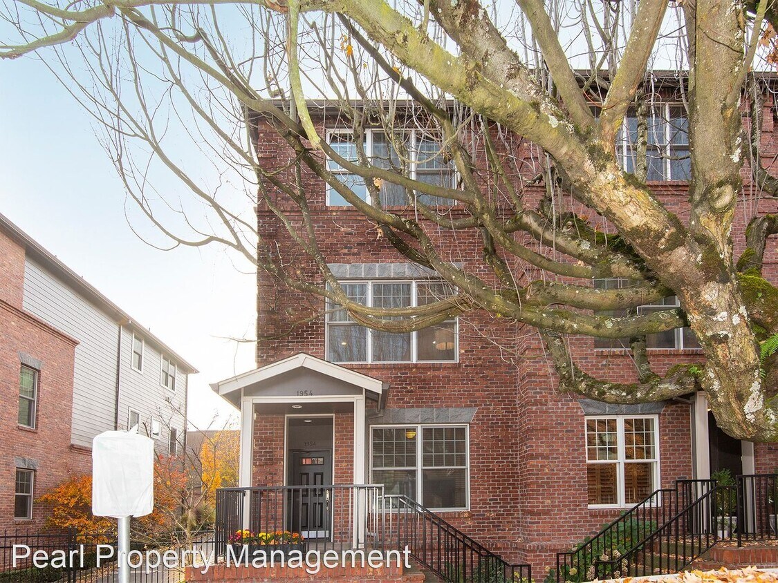 1954 NW Overton St, Portland, OR 97209 Apartment for Rent in Portland