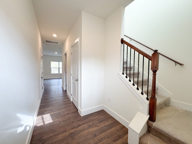 Building Photo - 7223 Traphill Ln