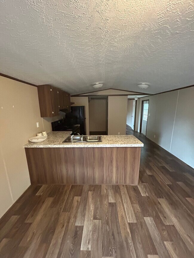 Foto del edificio - 809 E Cedar St