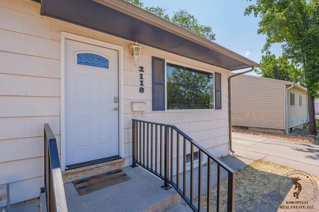 Building Photo - 2118 N 22nd St