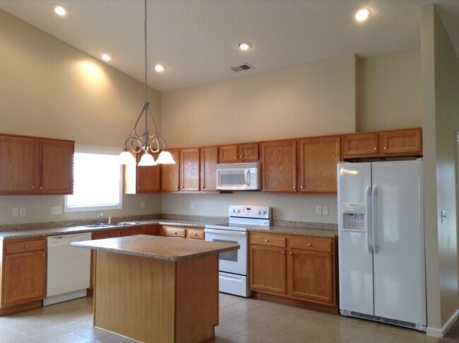 Foto del edificio - 756 Ginger Ridge Dr
