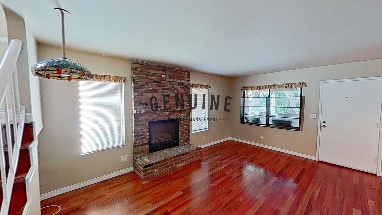 Foto principal - 2 Story 3Bd 2Ba Townhouse