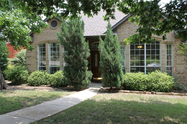 Foto del edificio - 9702 Valley Lake Ct