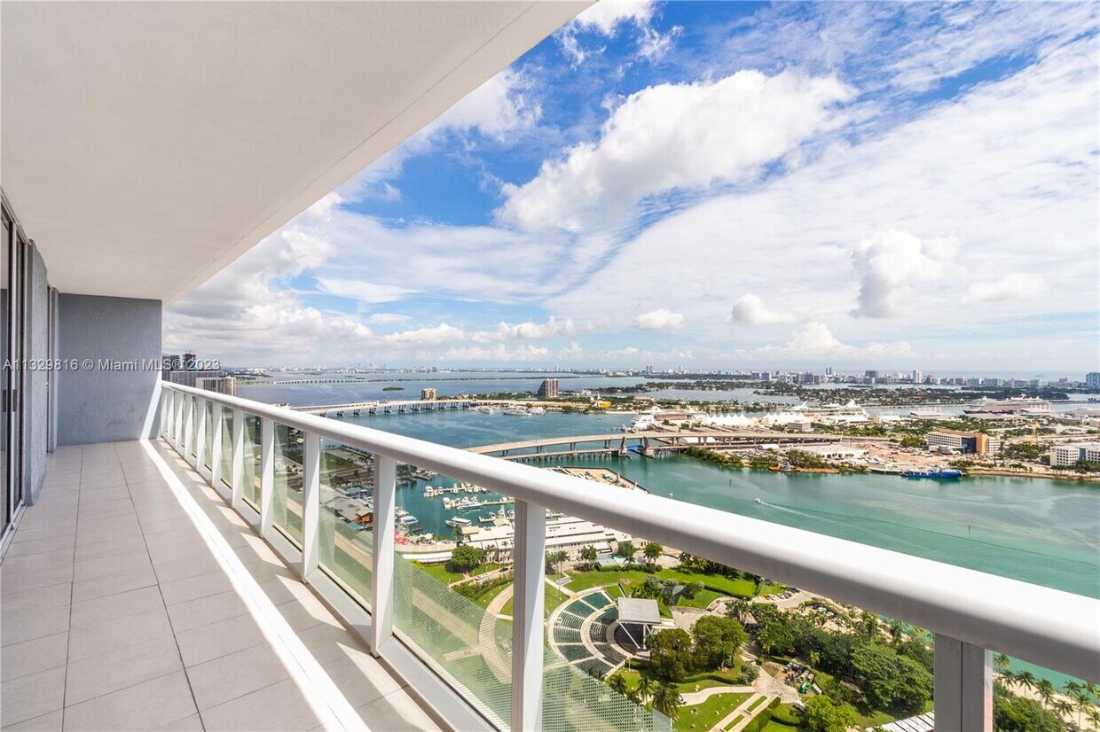 50 Biscayne Blvd Unit 4506, Miami, FL 33132 Condo for Rent in Miami