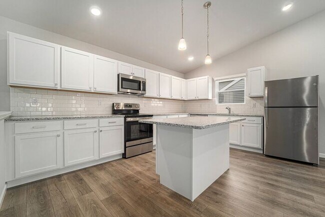 Foto del edificio - 2331 Richardson Ct