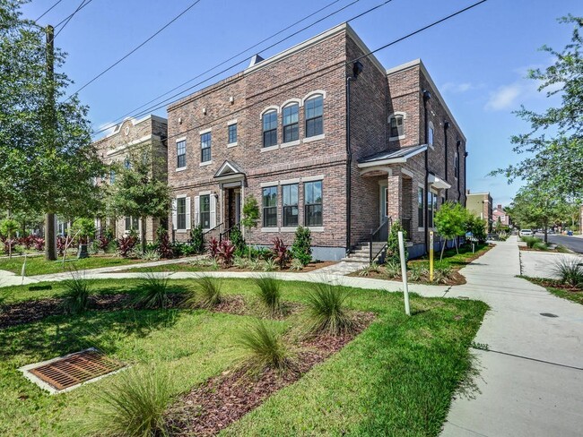 Foto del edificio - Harbor View Townhome