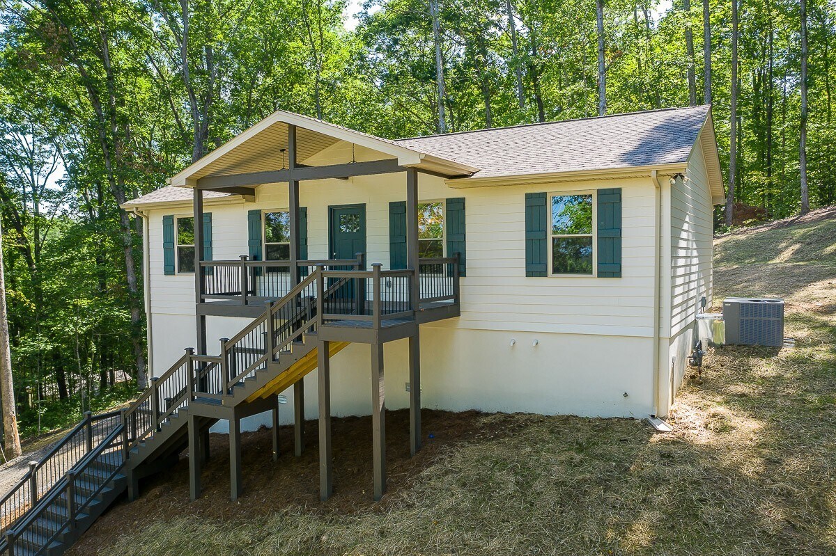 Primary Photo - 4522 Hannah Ford Rd