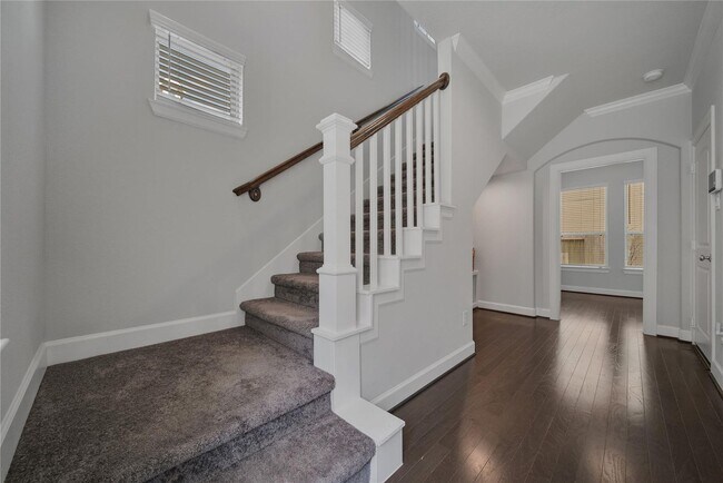 Foto del edificio - Urban 3-Story Home Near Med Center & Museu...