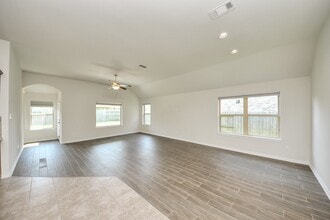 Building Photo - 12421 Berberry Dr