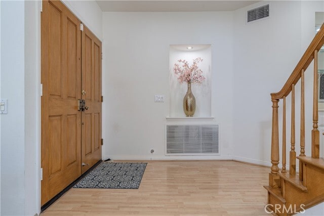 Building Photo - 1011 S Mountcrest Ct