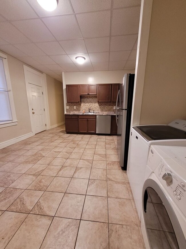 Building Photo - 339 W Philadelphia St