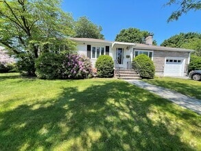 Building Photo - 136 Truman Rd