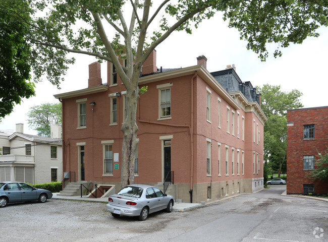 Building Photo - Forestdale Apartments