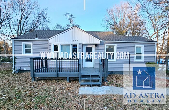 Foto principal - Nice 3 Bed 1 Bath Home in Raytown-Availabl...