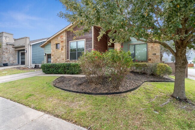 Foto del edificio - 917 Freewater Ln, Austin, Texas 78704