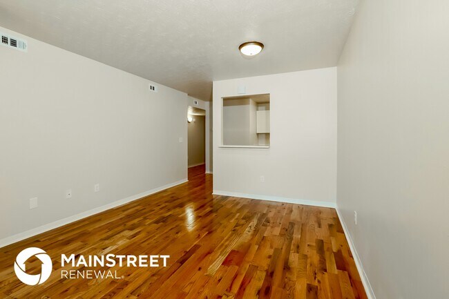 Foto del edificio - 1339 S 28th St
