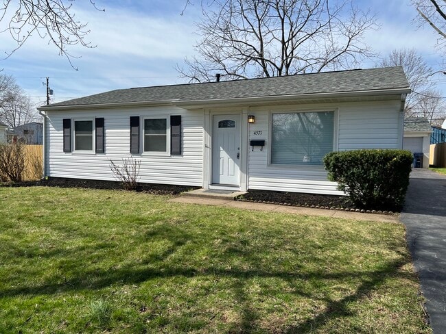 Building Photo - 4571 Moraine Ave