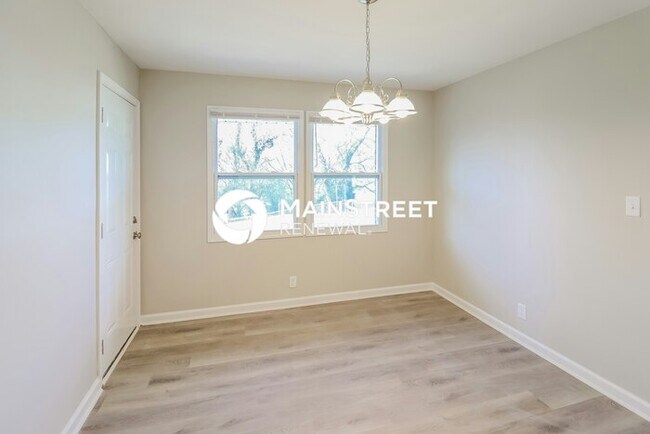 Building Photo - 3 Bedroom Pet-Friendly Home in Birmingham,...
