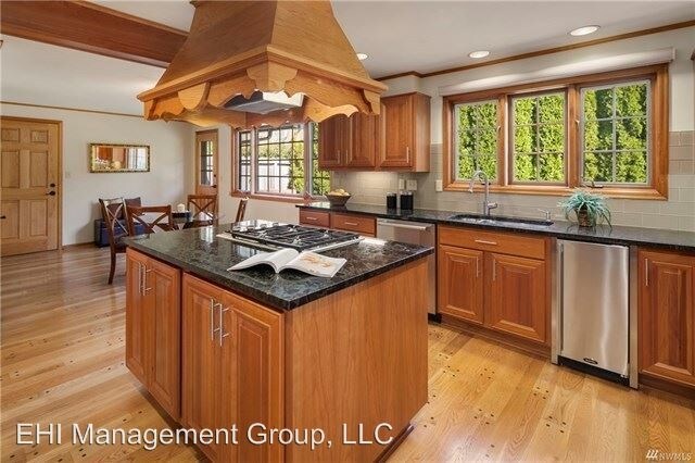 Building Photo - 8417 NE 21st Pl