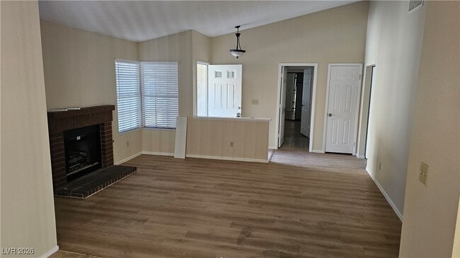 Foto del edificio - 8303 Palmada Dr