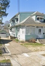 Building Photo - 1715 Lexington Ave