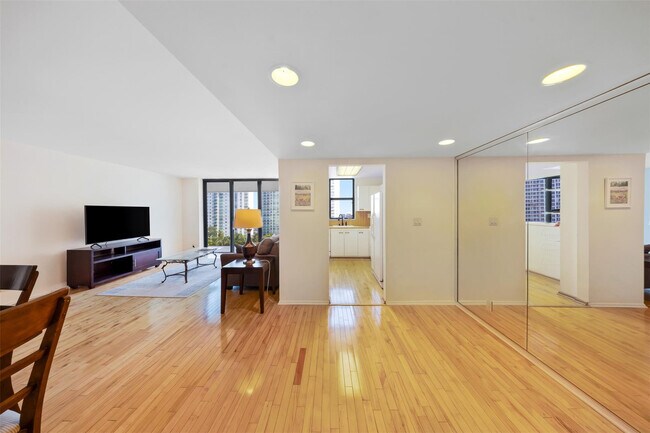 Foto del edificio - 18181 NE 31st Ct