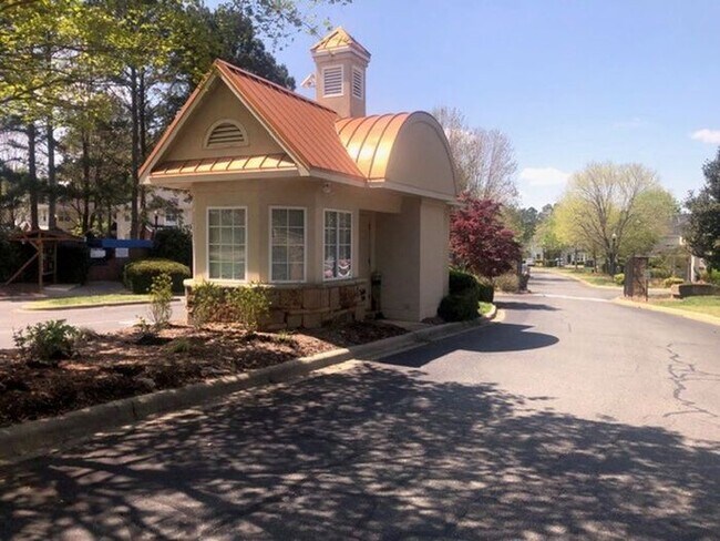 Foto del edificio - 2-bedroom Mathews Townhome