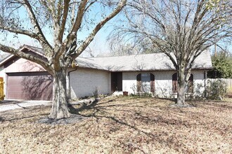 Building Photo - 3402 Acorn Springs Ln