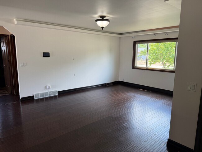 Foto del edificio - 3300 Valmont St