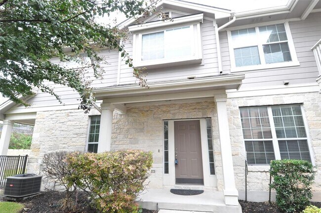 Foto del edificio - 1900 Scofield Ridge Pkwy