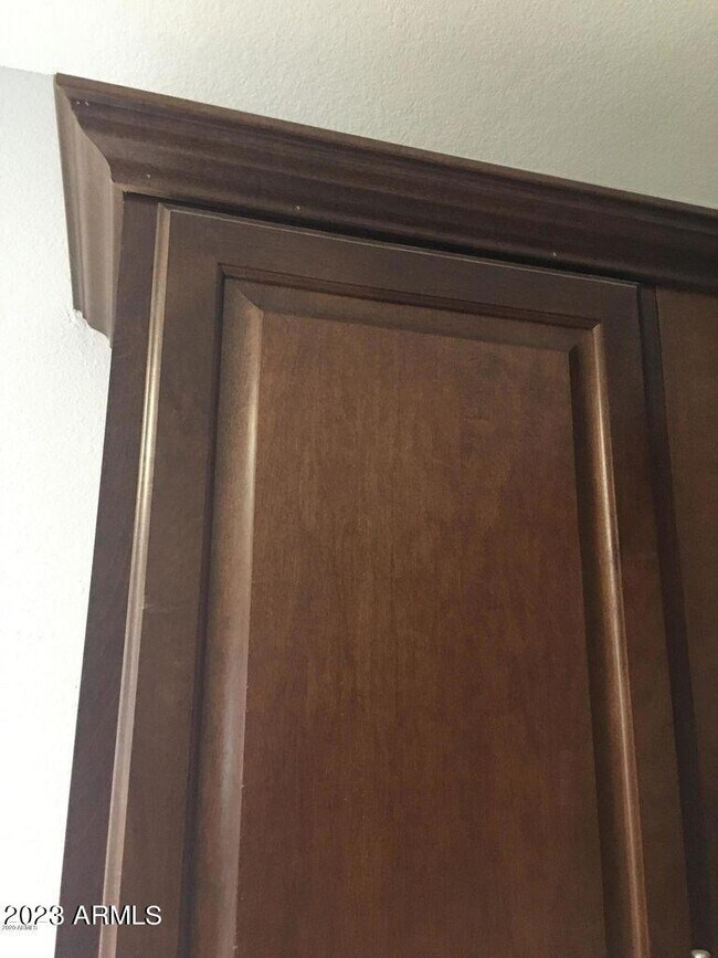 Foto del edificio - 728 E Rose Marie Ln