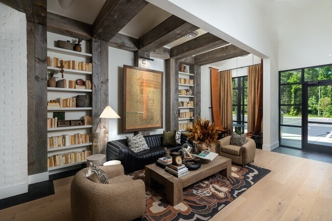 Interior Photo - Milo